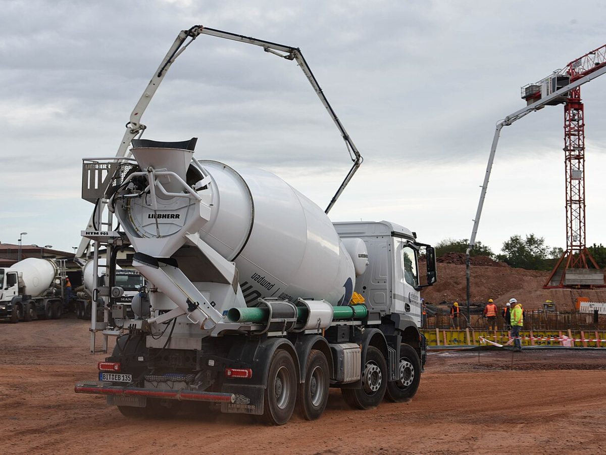 Reference: mixer and boom pump setup for a pour this size.